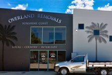 Overland Removals Sunshine Coast External Shopfront Signage.